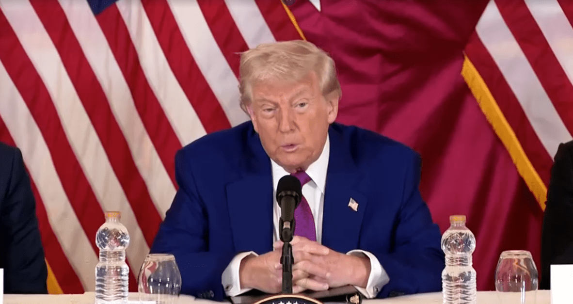 Trump pressiona sistema educacional dos EUA com ataques contra Harvard