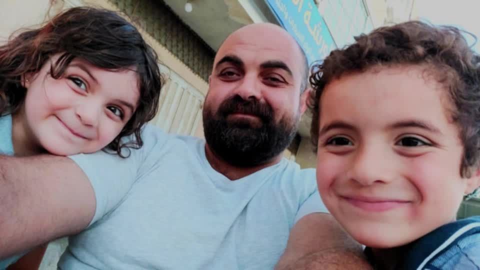 Bombardeio em Gaza atinge casa de médica e mata nove de seus 10 filhos | CNN Brasil