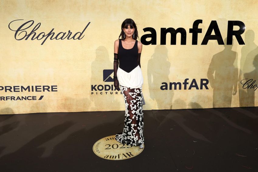 Após estreia em Cannes, Anttónia participa do amfAR 2025 • Divulgação/Monica Schipper
