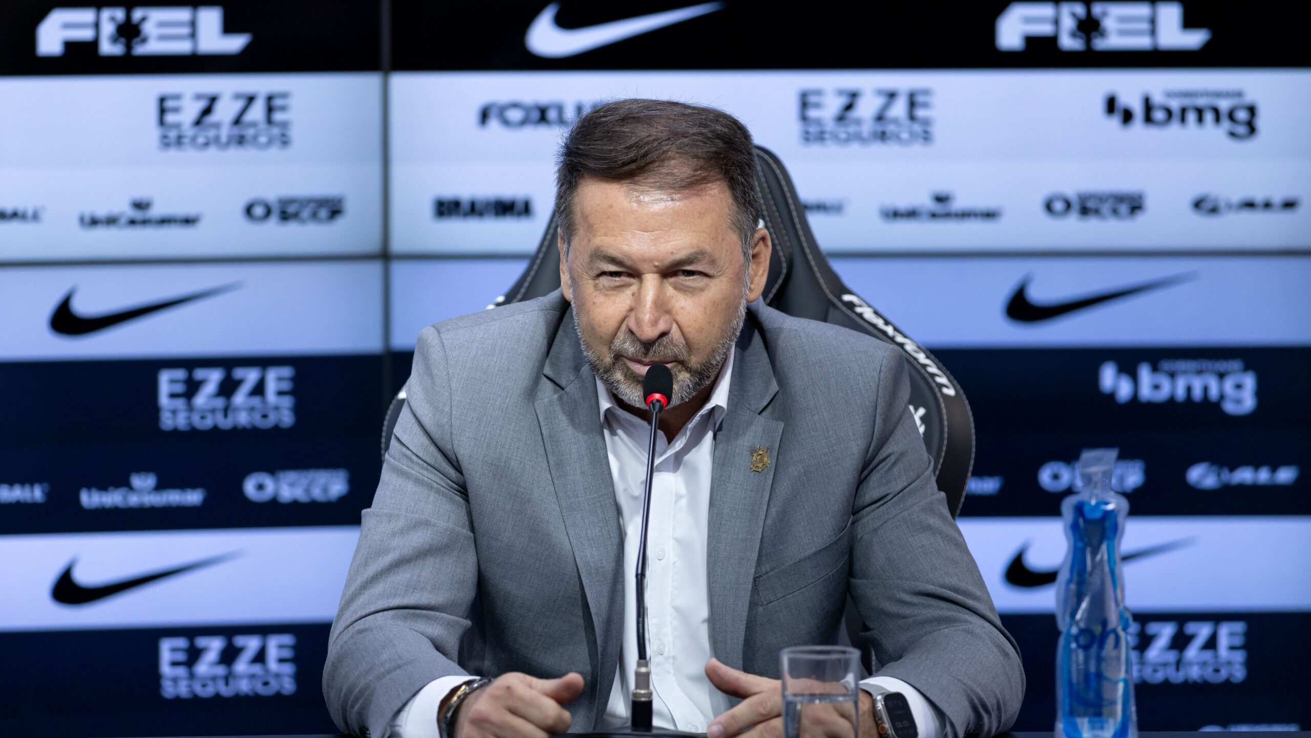 Presidente do Corinthians pede expulsão de ex-diretor financeiro; entenda | CNN Brasil